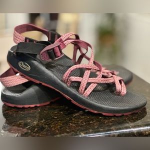 Chacos Women’s size 9 pink